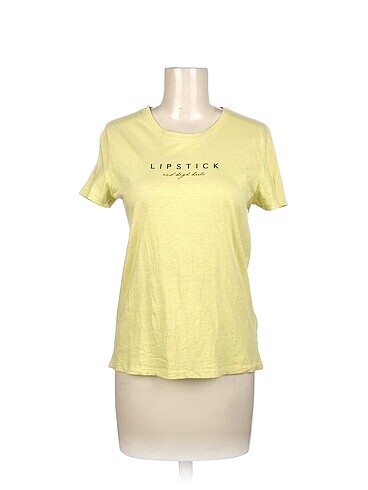 Only T-shirt %70 İndirimli.