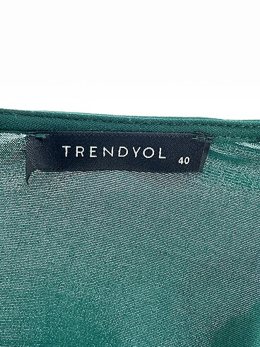 40 Beden çeşitli Renk Trendyol & Milla Kısa Elbise %70 İndirimli.