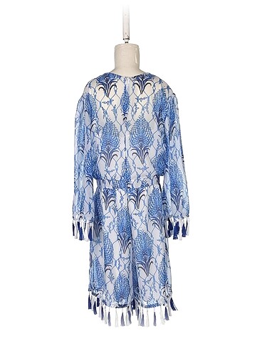 m Beden PreLoved Kısa Elbise %70 İndirimli.