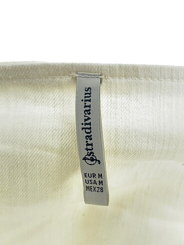 m Beden beyaz Renk Stradivarius Mini Üst %70 İndirimli.