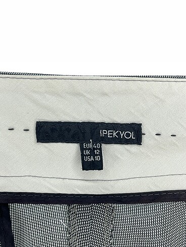 40 Beden gri Renk ipekyol Kumaş Pantolon %70 İndirimli.