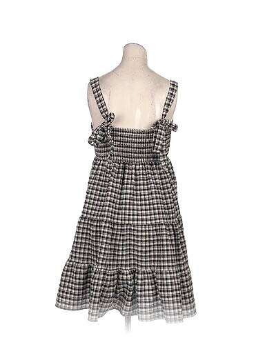 s Beden PreLoved Kısa Elbise %70 İndirimli.