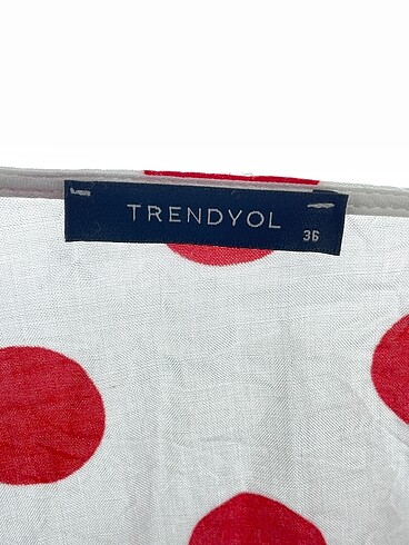 36 Beden çeşitli Renk Trendyol & Milla Bluz %70 İndirimli.
