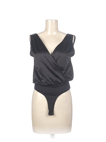 Zara Bluz %70 İndirimli.