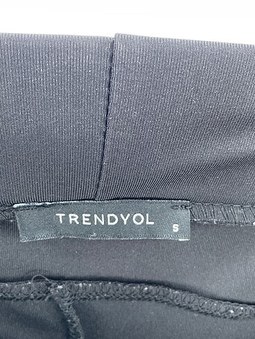 s Beden siyah Renk Trendyol & Milla Tayt / Spor taytı %70 İndirimli.