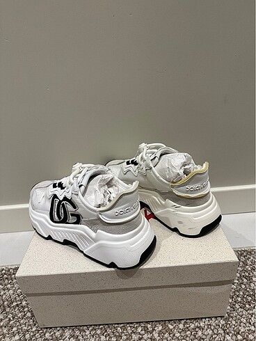 37,5 Beden beyaz Renk orijinal dolce & gabbana kadın sneaker