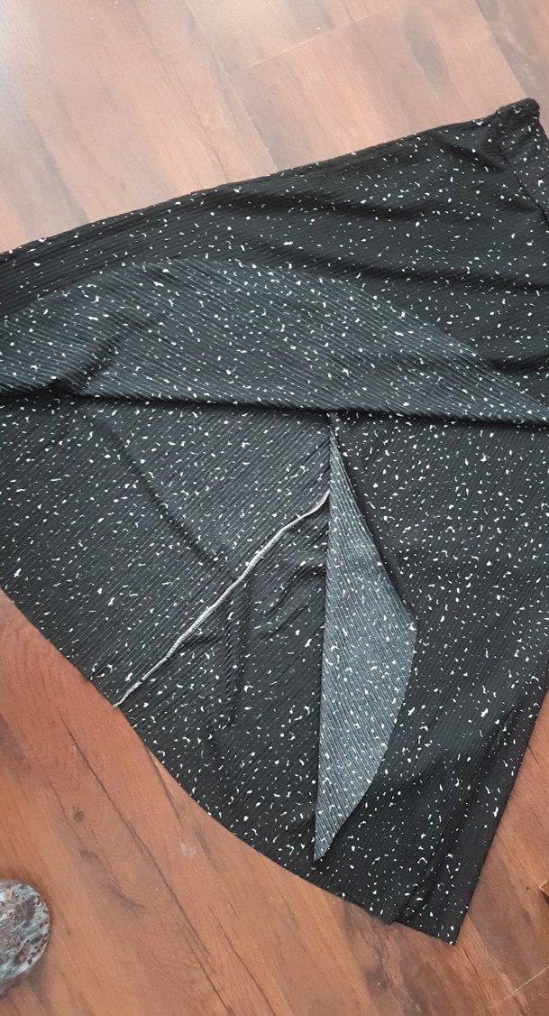 Siyah Drapeli Uzun Kadın Midi Etek - Görsel 2