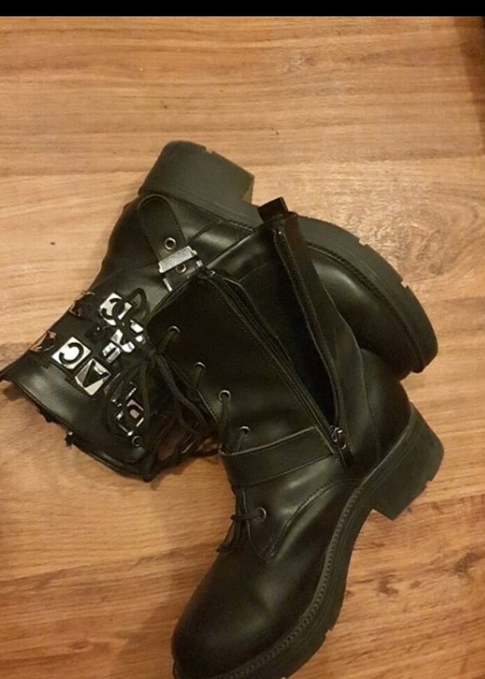 Siyah az topuklu bot  - Görsel 3