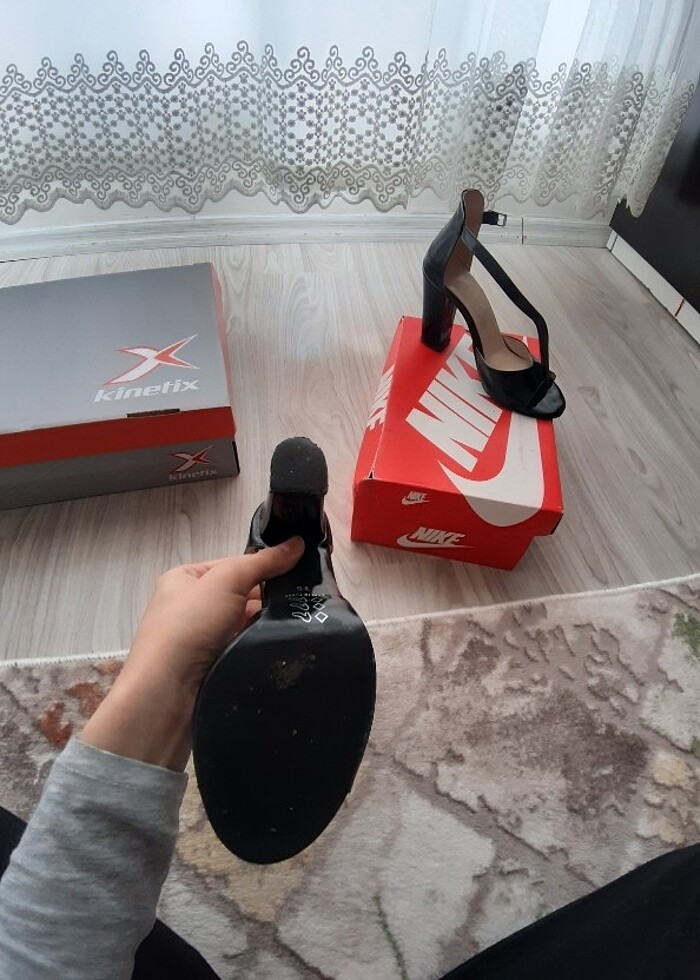 Topuklu ayakkabı - Görsel 3