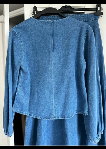 Zara Düğmeli Nakışlı Kadın Koyu Mavi Kot Ceket