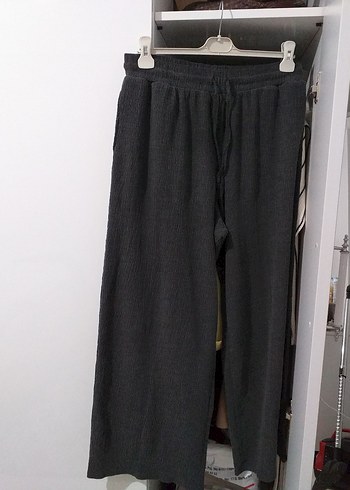 Gri Kadın Keten Pilili Rahat Pantolon - Görsel 3