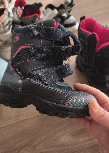 26 Beden Kız Çocuk Siyah Biker Bot Velcro