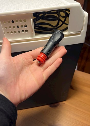 Beyaz ve Gri oto buzdolabı/ elektrikli soğutucu ezetil - Görsel 5