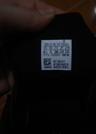 38 Beden siyah Renk Adidas boost spor ayakkabı