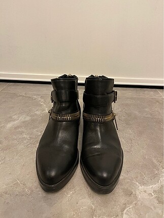 Zara bot