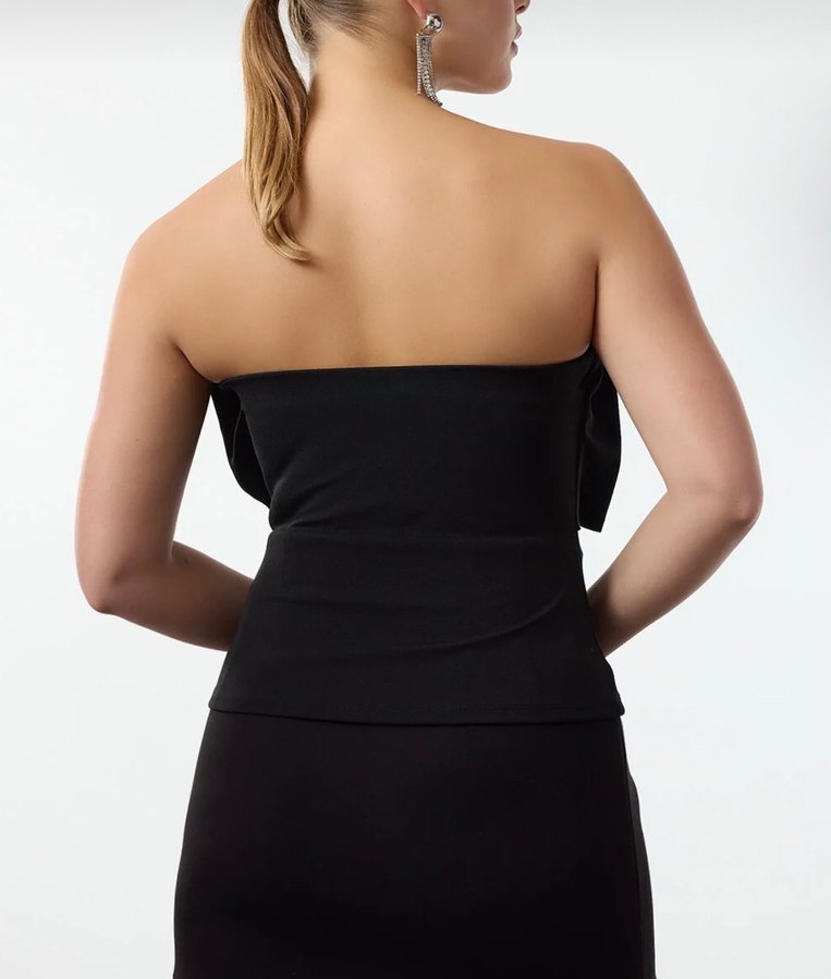 trenyol milla Fırfırlı Straplez Siyah Mini Abiye - Görsel 4