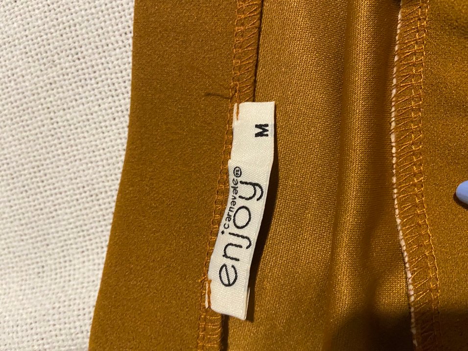 Taba yırtmaçlı mini etek - Görsel 3