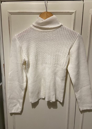 Beyaz Kadın Boğazlı Triko Kazak - Görsel 6