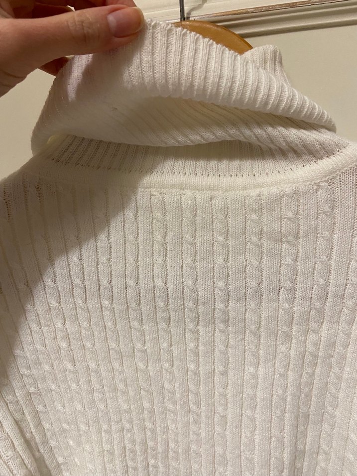 Beyaz Kadın Boğazlı Triko Kazak - Görsel 4