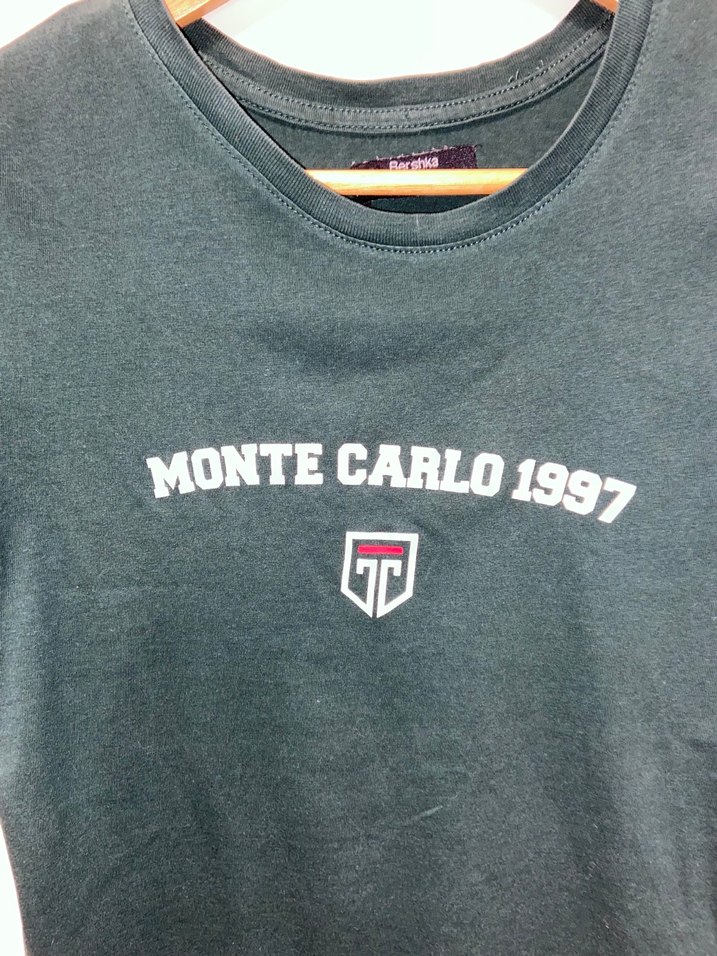 Bershka yeşil tişört - Görsel 4