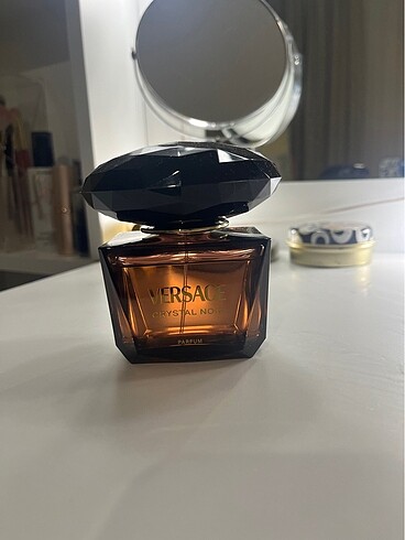 Crystal Noir parfüm