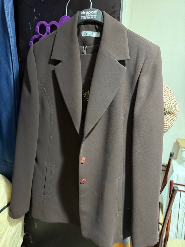 Düğmeli Siyah Kadın Blazer Ceket ve pantolon - Görsel 2