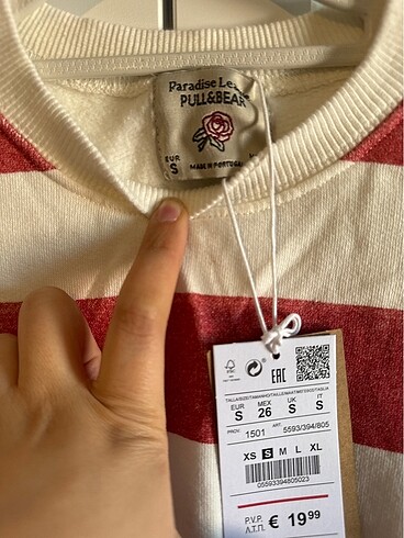 Pull and Bear Etiketli
