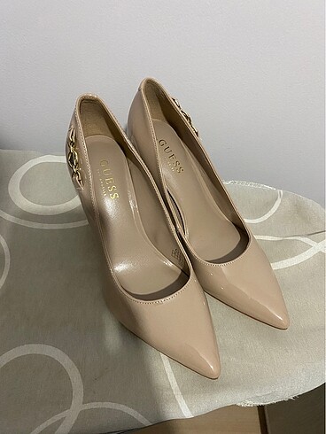 Guess pudra stiletto