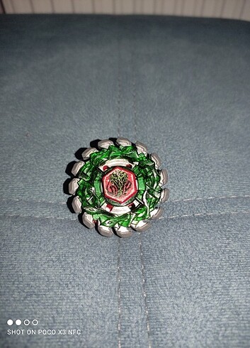 Beyblade Poison Serpent