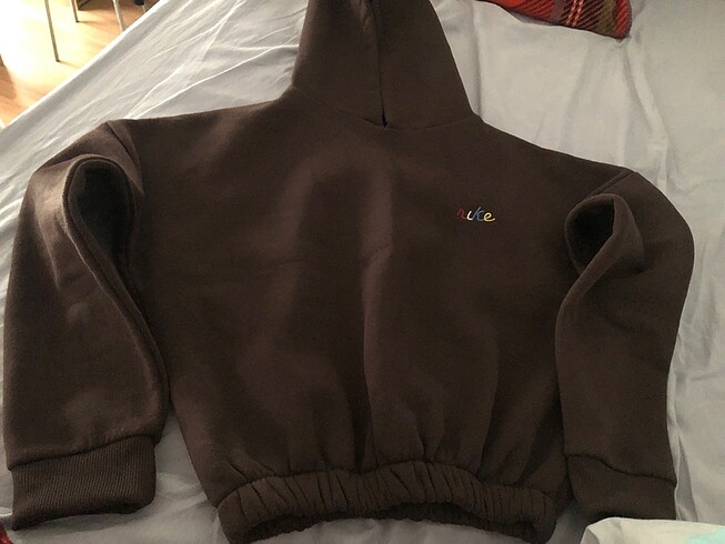 Nike kahverengi crop sweatshirt