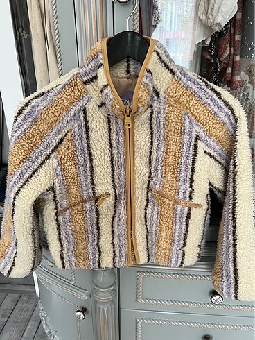 Zara mont