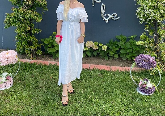 Zara Beyaz elbise