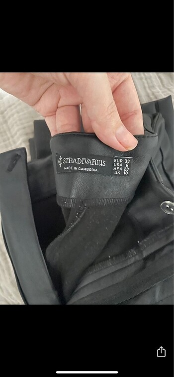 m Beden siyah Renk Stradivarius deri pantolon