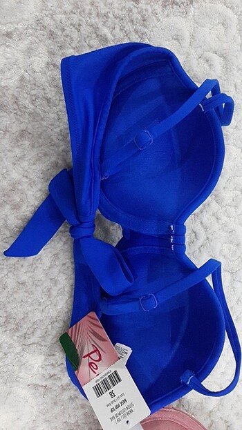 Penti bikini üstü