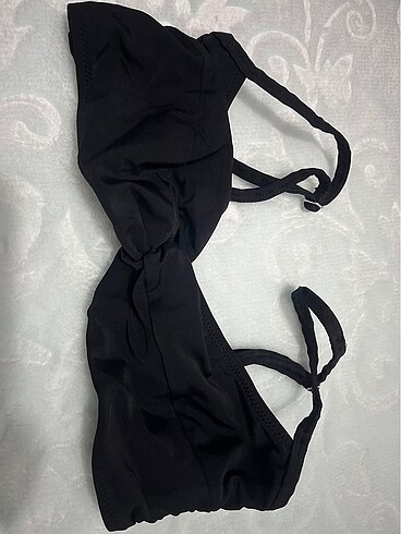 Bikini üstü