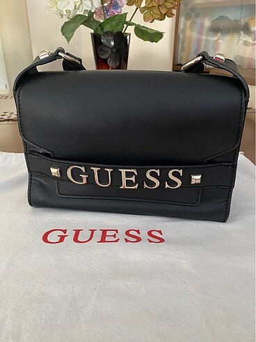 Guess Askılı Çanta