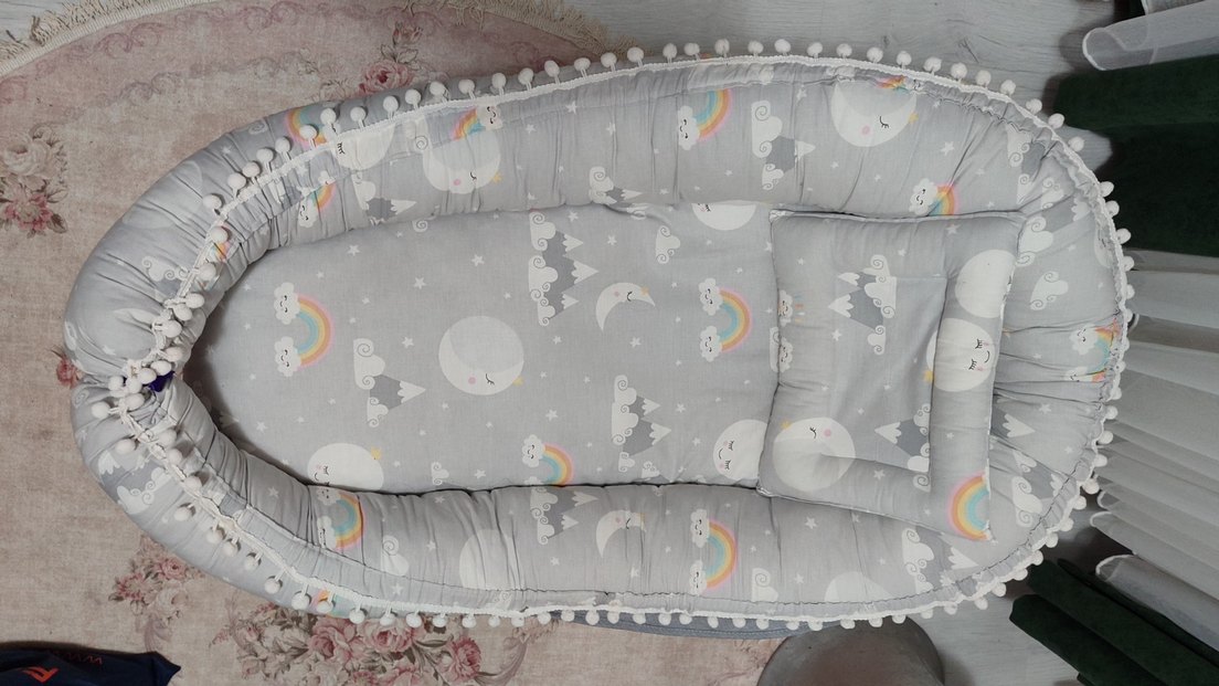 Gri Bulut ve Gökkuşağı Desenli Bebek Yatağı / Babynest - Görsel 2