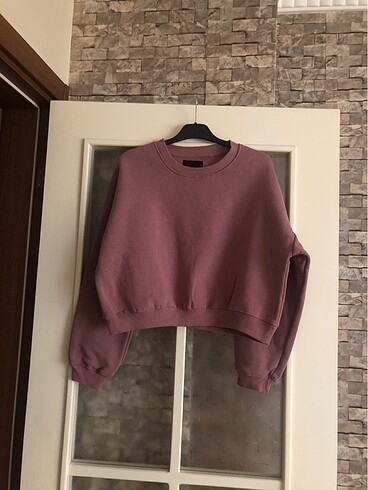 Yuvarlak yakalı sweatshirt