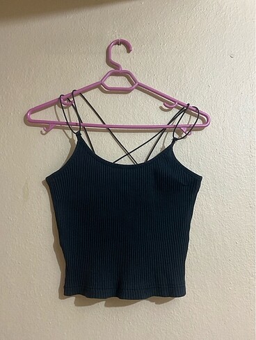 Zara sırtı çapraz crop