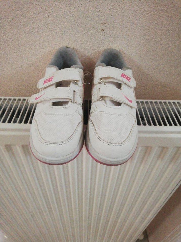 Kız Çocuk Beyaz Nike Spor Ayakkabı Velcro - Görsel 4