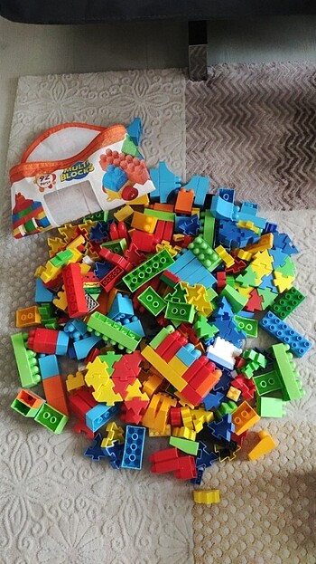 Lego oyuncak