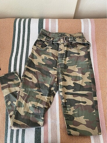 Bershka pantolon