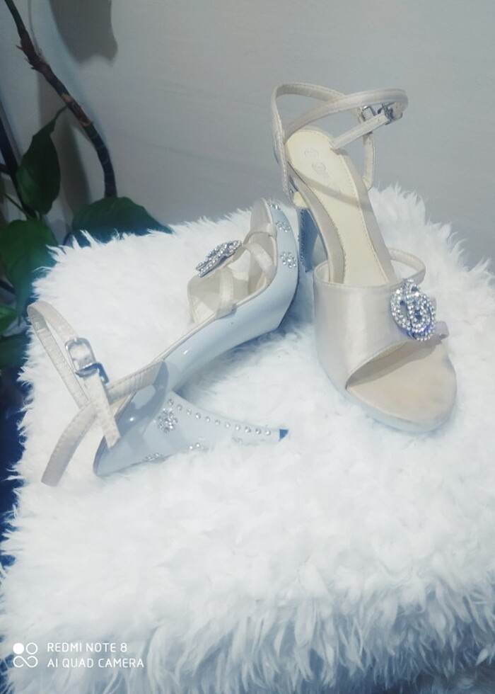 Bayan topuklu ayakkabı  - Görsel 2