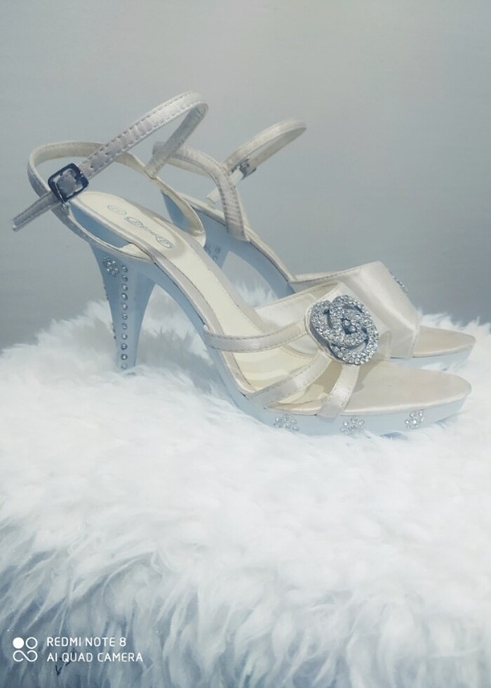 Bayan topuklu ayakkabı  - Görsel 3