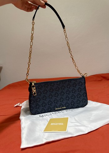 Michael Kors Lacivert Omuz Cantasi