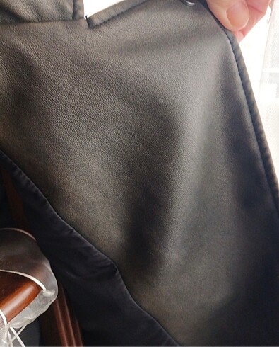 Pull and Bear Eskitme mont