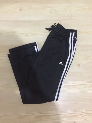 Orjinaldir adidas eşofman altı