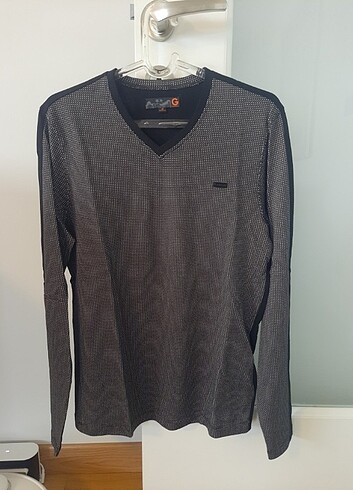 Guess Uzum Kollu Erkek Tshirt