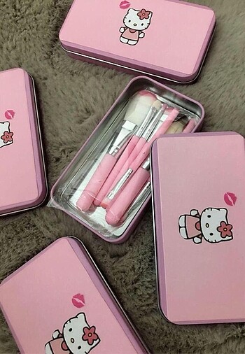 hello kitty makyaj fırçası seti