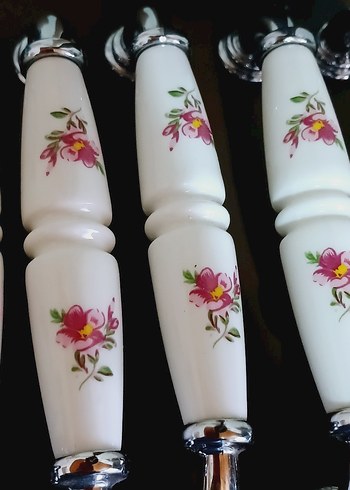 Çiçek Desenli Beyaz porselen kulp - Görsel 3